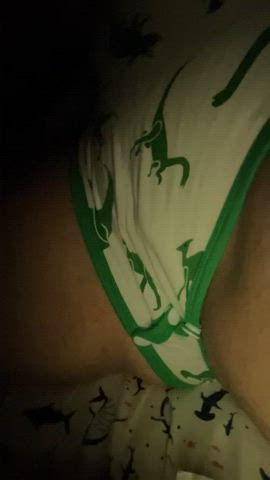 So easy to expose my little pussy in this onesie 🥺