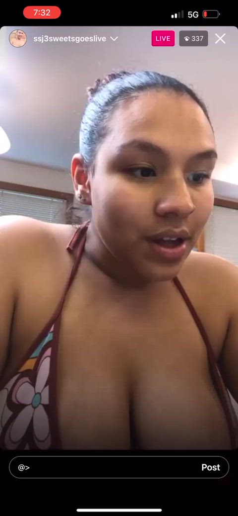 areolas big tits boobs dominican huge tits latina milf tits gif