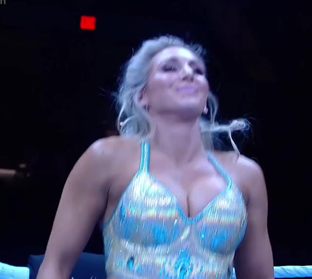 Charlotte EV18 4