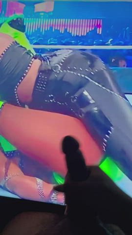 That sexy pin from rhea on Naomi