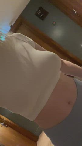 Trying to get caught in the hallway [F]19