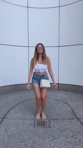 Anastasija Titten wackeln 2