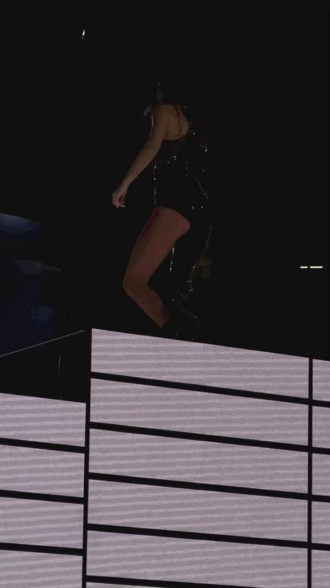 ass big ass celebrity gif