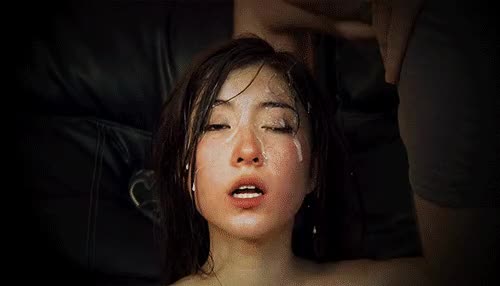 Half-Asian Cumslut Mayli