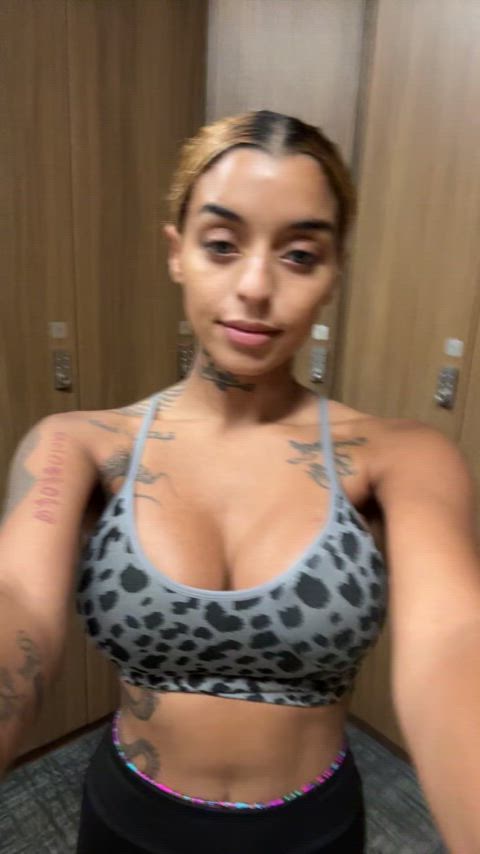 I know I turn heads, including yours.