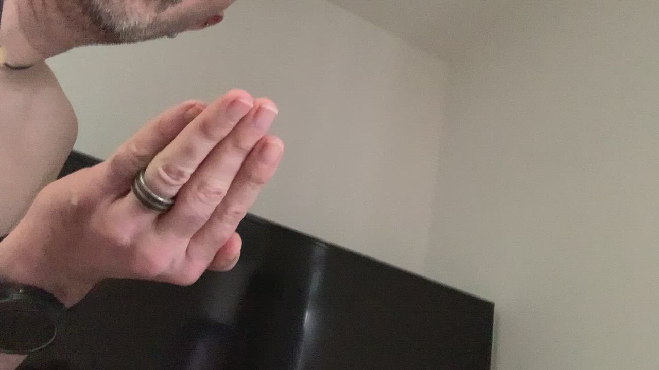 Cum Licking I need more. Help