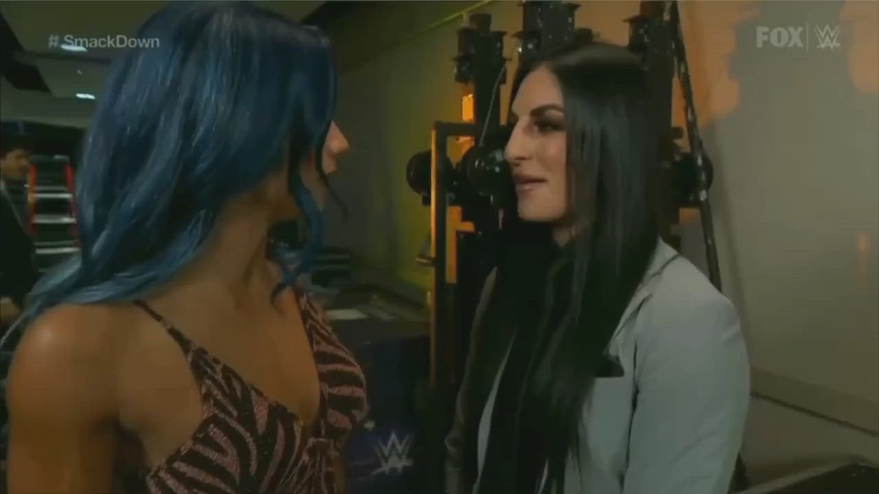 Just wanted Sonya to grab Sasha, pin her against the wall and start kissing her passionately