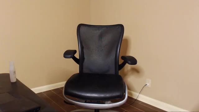Watch Tskittyfurias live on Chaturbate!
