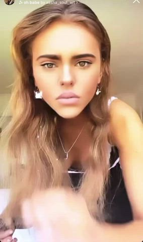 angie lynx australian cleavage legs lips small tits gif