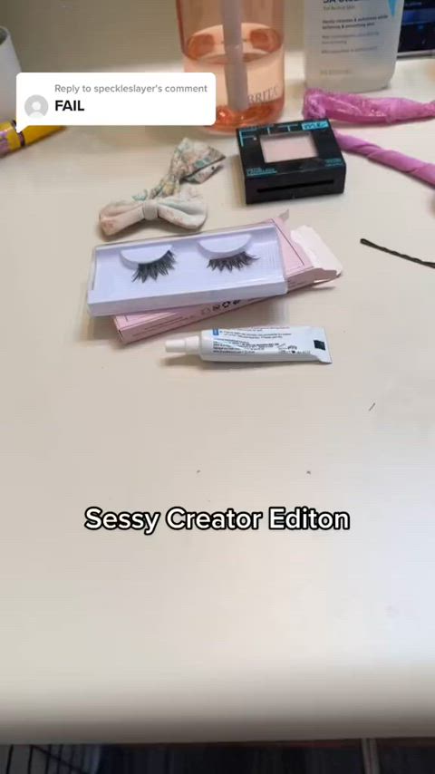 r/tiktits tiktok flashing nipples nipslip boobs gif