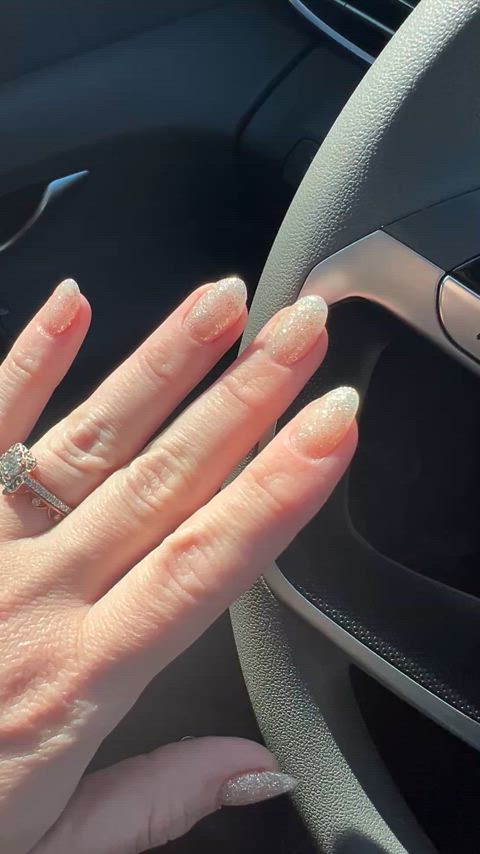 handjob milf nails onlyfans hands onlyfans-creators gif