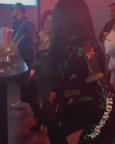 ass latina twerking gif