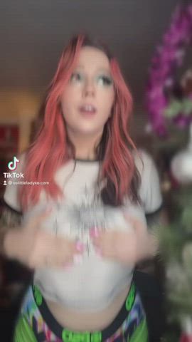 Big Tits Bouncing Tits Braless Busty TikTok gif