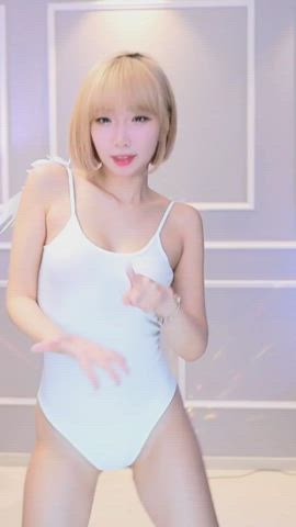 asian ass camgirl korean gif