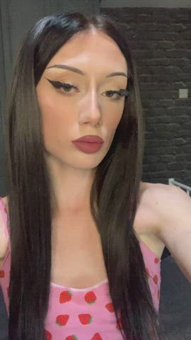 Would you put me in your mouth whilst it’s soft ? 🤤🥺