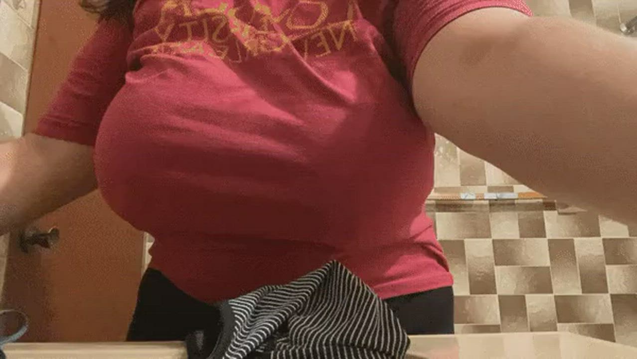 Amateur American Areolas BBW Big Nipples Big Tits Boobs Bouncing Bouncing Tits Braless