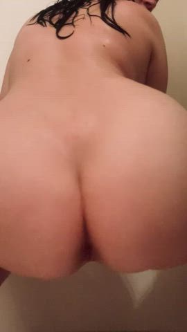Is this enough bootyshake for you? ????????⬆️⬆️⬆️⬆️⬆️