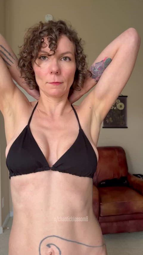 amateur bikini milf nsfw natural natural tits onlyfans strip tits amateur-girls horny-cougars