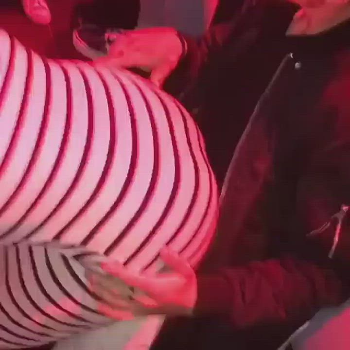 Blonde with a fat ass &gt;&gt;