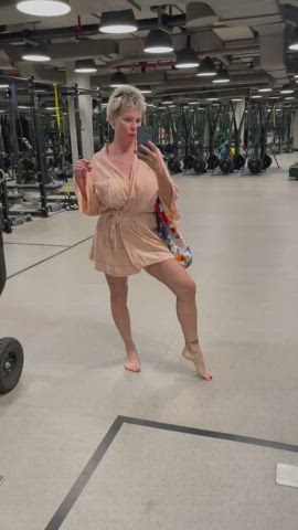 Next door Milf do you want some hot milk?