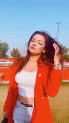 Avneet Kaur's hot jugs !