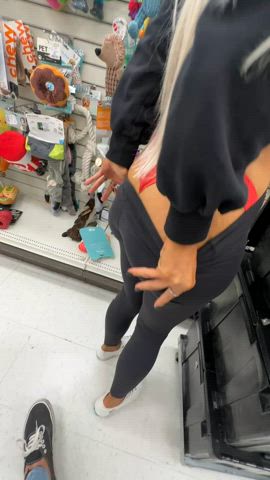 amateur ass blonde milf teen gif
