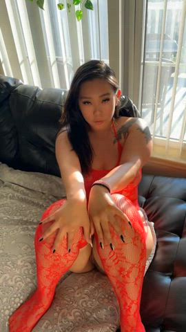 I have soft pillows for that cock