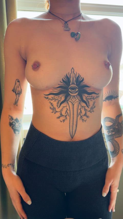 amateur boobs homemade natural tits nipple piercing tattooed thick tits amateur-girls