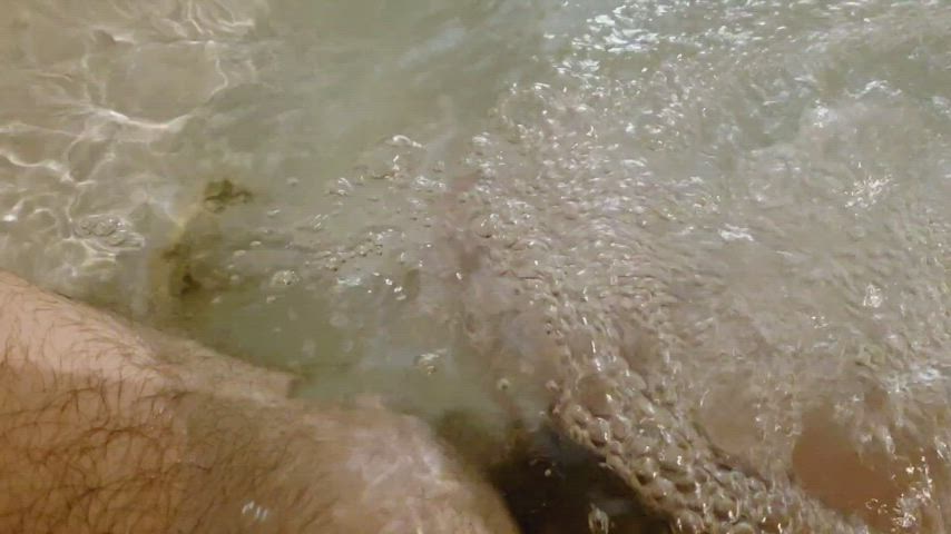 Edging with the jacuzzi jets