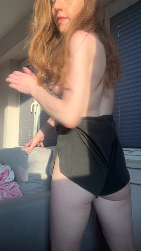 onlyfans petite redhead skinny sweetpetite teen teens tiny tiny waist tiny slut amateur-girls
