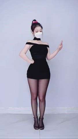 asian cute dancing gif
