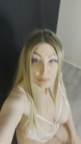 oops seems like I'm only in my underwear, check out my profile and see me completely