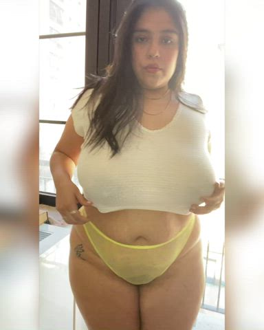 Do you like my outfit? Want to watch me take it off 😉