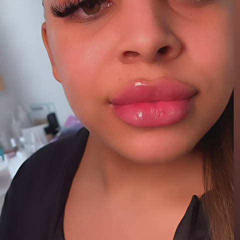 Wonderful lips by an amateur!