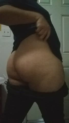 I'm at work rn and I can't stop thinking about getting fucked by one of you guys