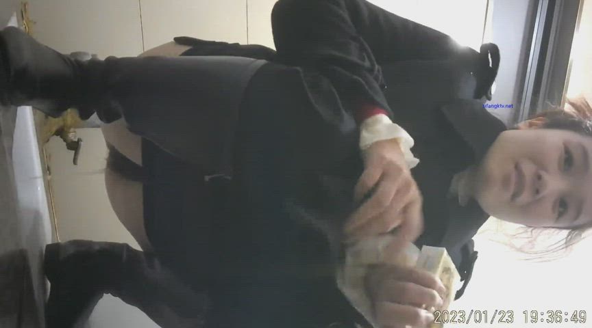 asian babe messy gif