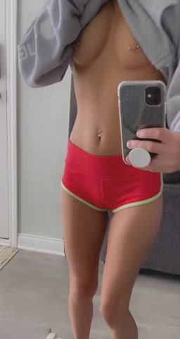 is my tummy sexy enough for you 🙈
