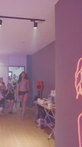asian body vietnamese gif