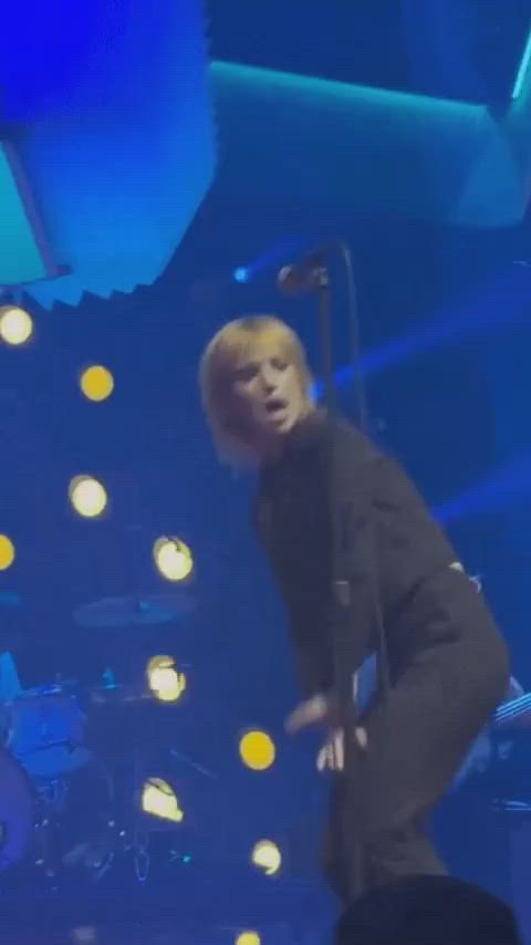 ass celebrity dancing gif