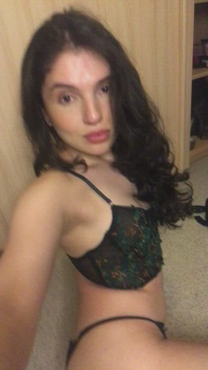 Enjoying the view of my ass ??