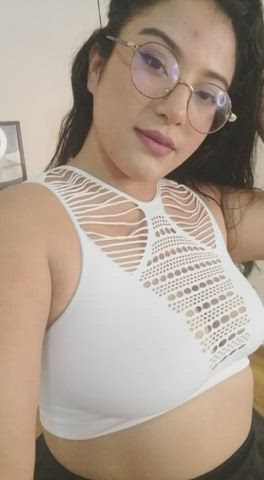 20 years old big ass camsoda latina sex gif