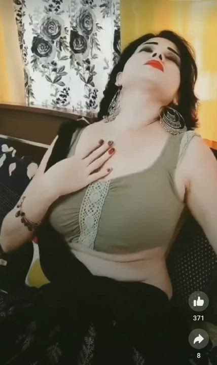 MILF Mom Wet gif