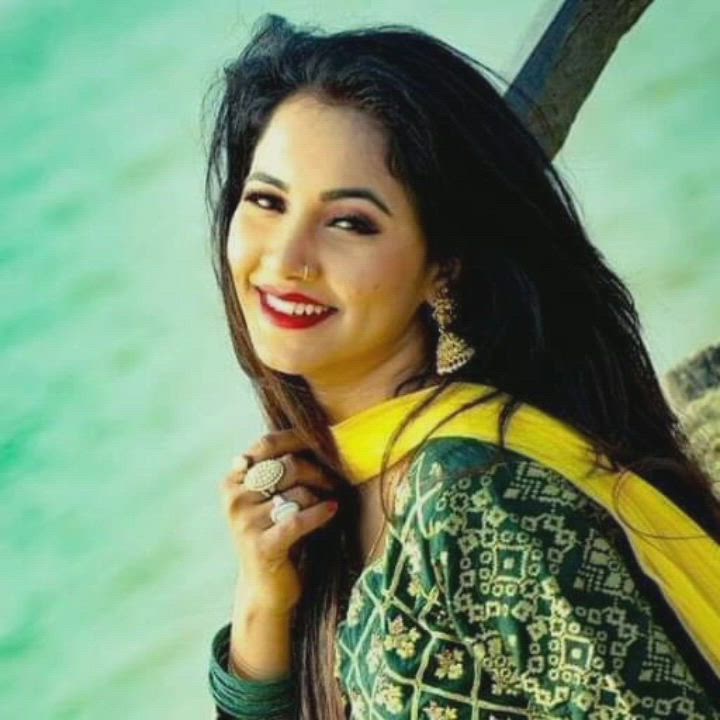 Checkout Famous Bhojpuri Actress Latest Exclusive Viral Stuff 😋 All Pic's &amp;