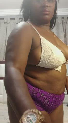 big tits dancing ebony glasses tits gif