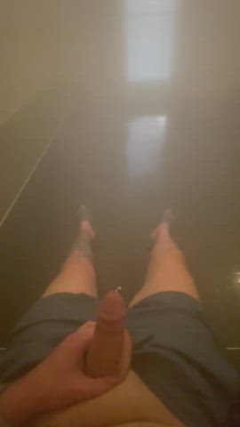 Jerking off and cuming in public steam room at the gym