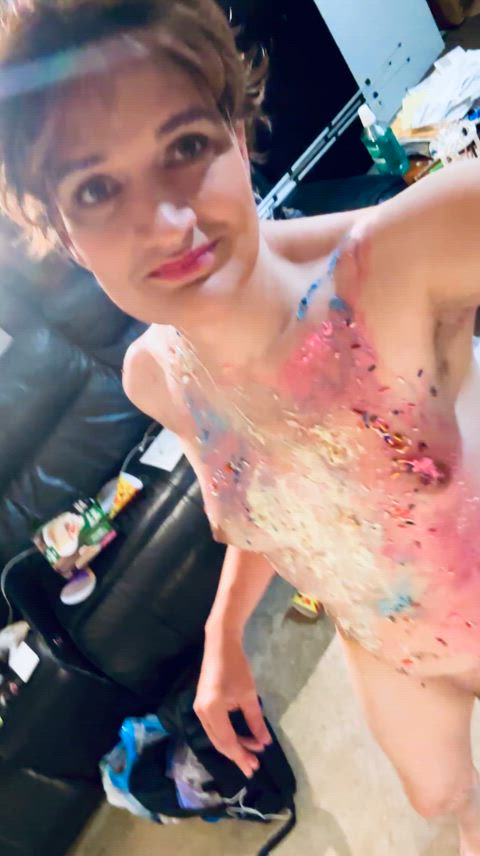 I'm the birthday cake, wanna blow out my candle?