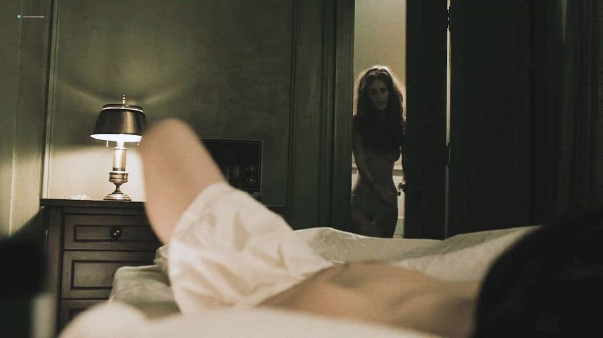 brunette hourglass huge tits skinny gif