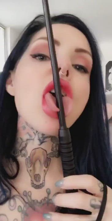 Riae Twitter Tease