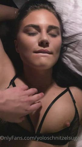Look at her suck