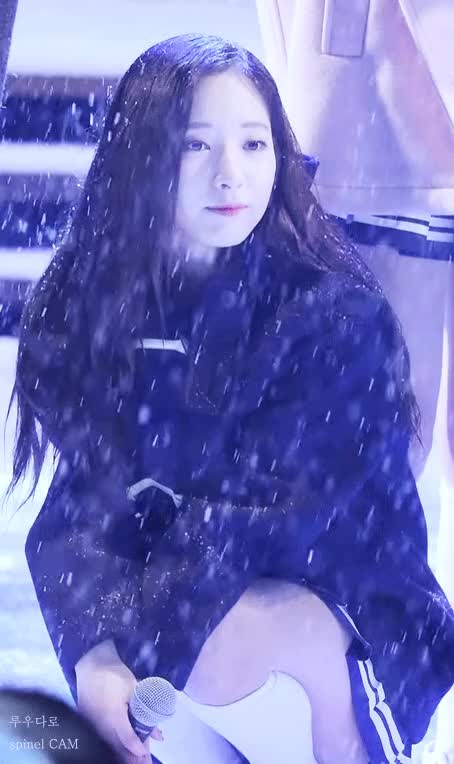 눈+오는+날+우주소녀+보나+2